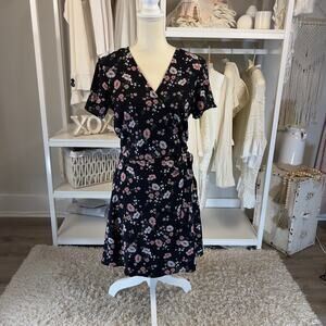 Divided Sz 8 black floral wrap knee length dress #0383